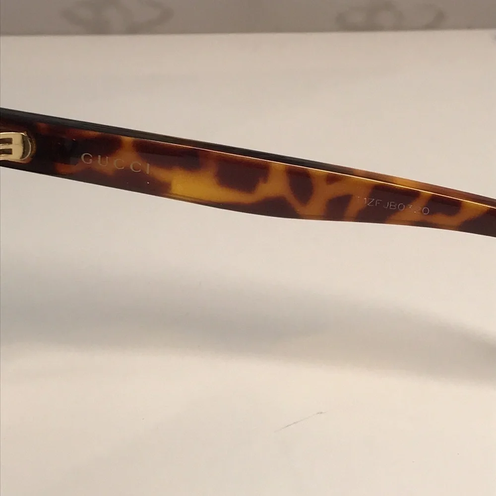 Gucci Tortoise Shell Sunglasses with Green Lenses GG0158SN 002